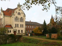 Amtsgericht und Jugendarrestanstalt Neustadt a. Rbge.